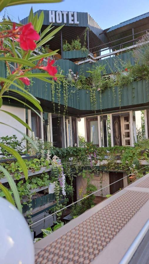 Kai Hotel Bar 트빌리시 외부 사진